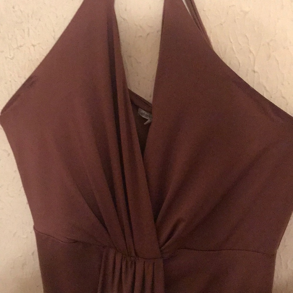 Satin form fitted dress